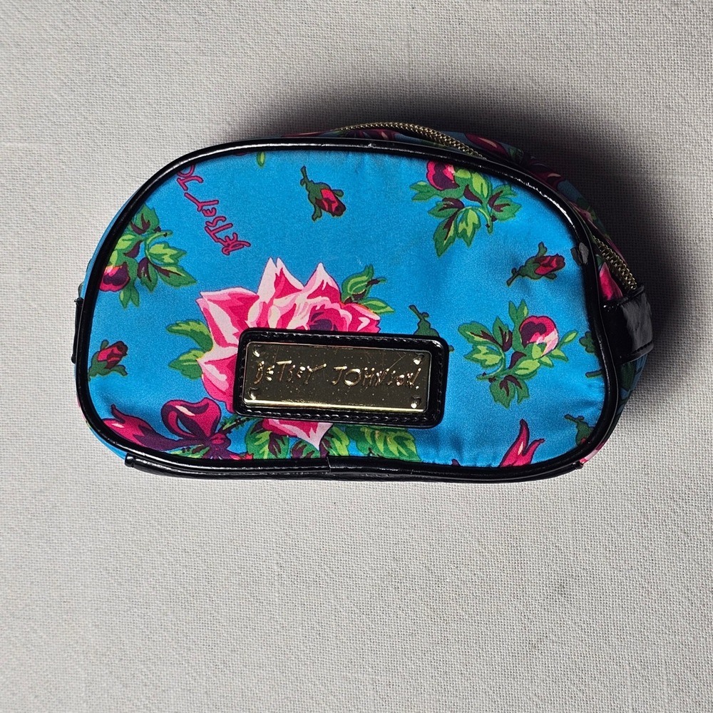 Betsey Johnson Blue Floral Rose Makeup Bag Pouch Black Patent Trim Gold Hardware